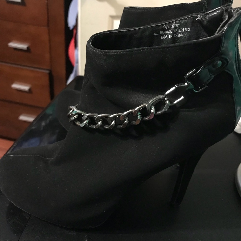 Black bootie heels